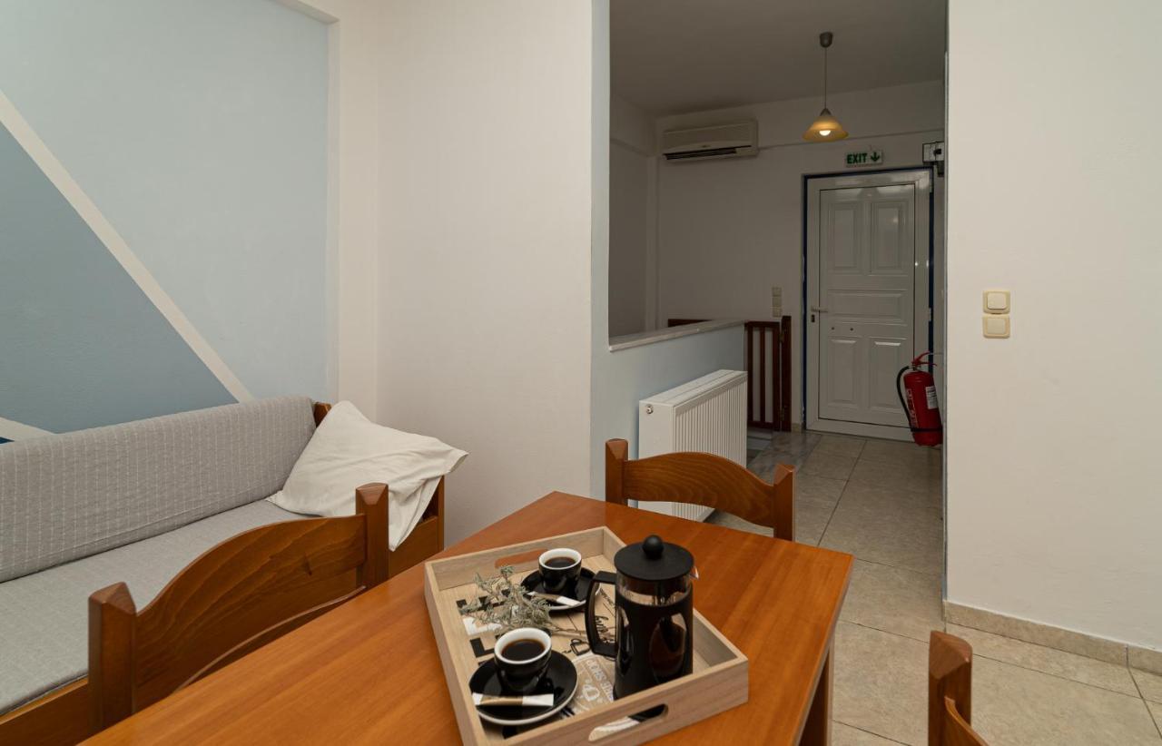 Blue Houses Maisonettes Kamária Екстериор снимка